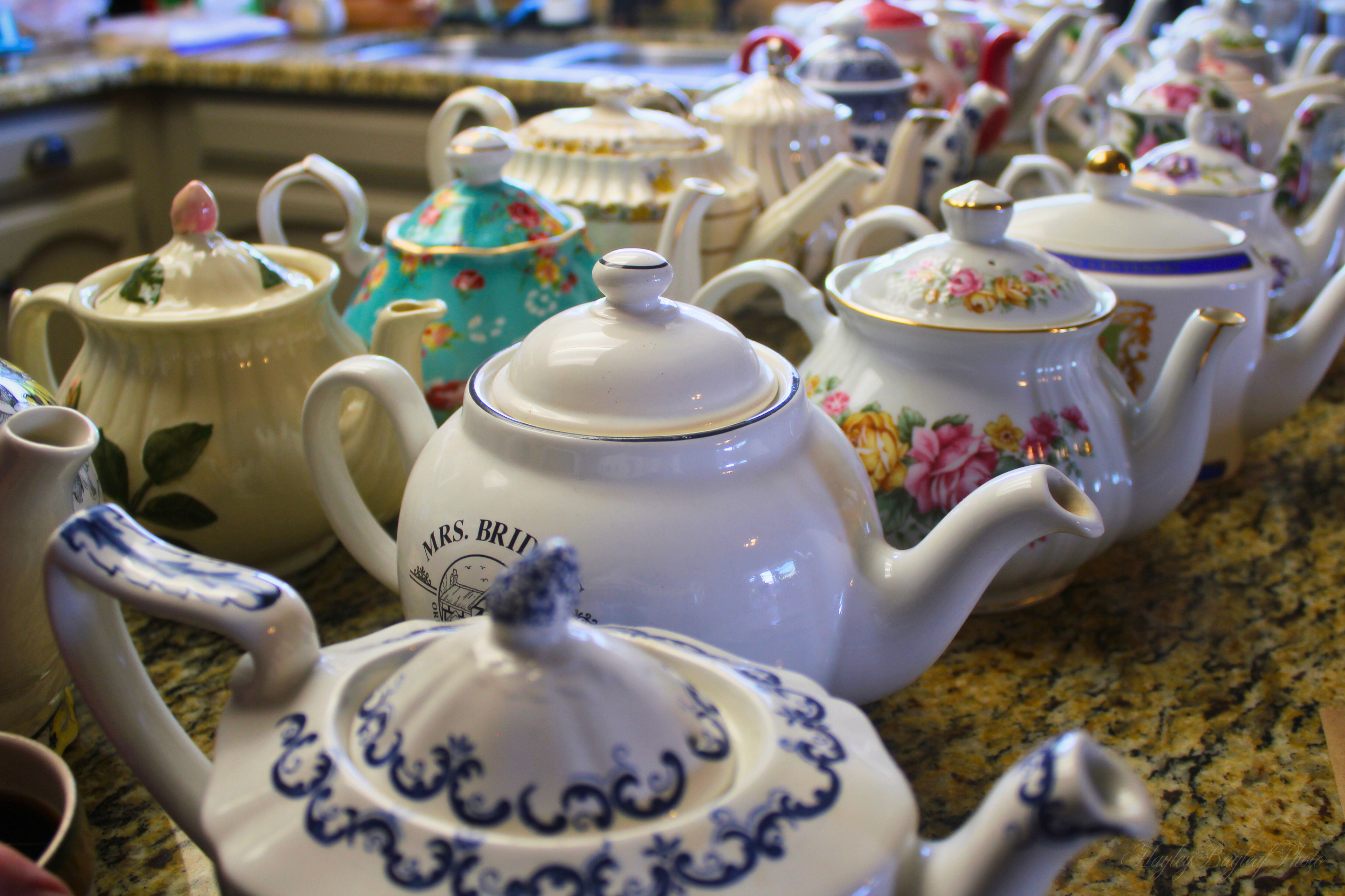 table setting overlooking desert landscape